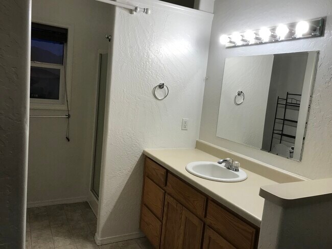 bath sink area - 120 S Columbus Ave