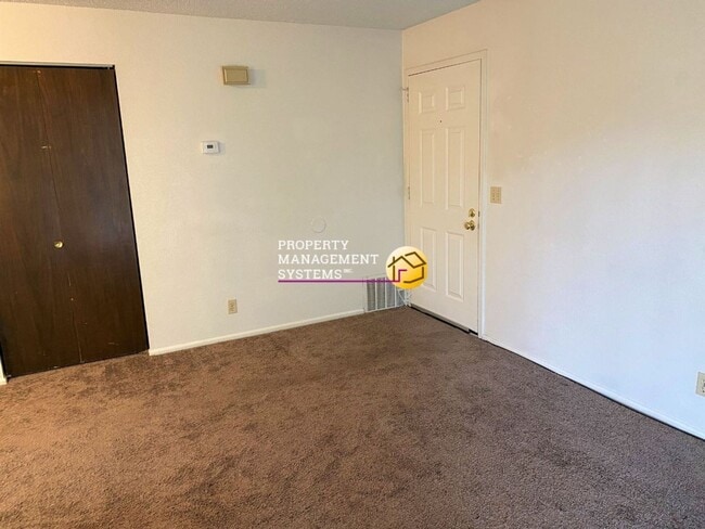 Foto del edificio - 1042 Quail Vista Ct