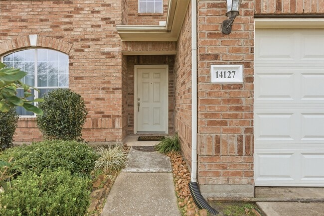 Building Photo - 14127 Austin Hollow Ct