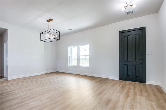 Foto del edificio - 1450 W Farm to Market Rd 550
