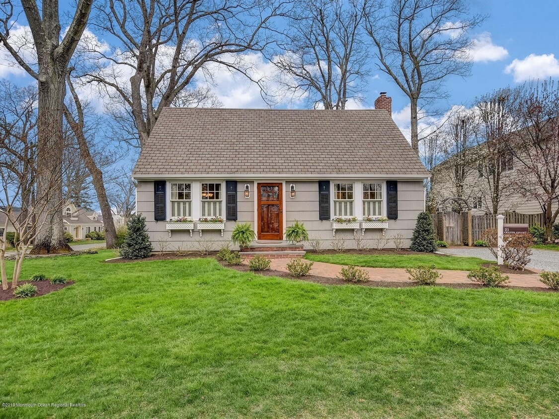 21 Center St, Rumson, NJ 07760 House Rental in Rumson, NJ