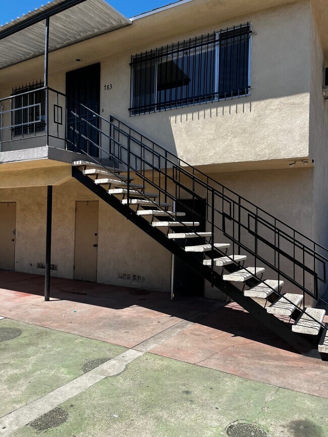 Foto del edificio - 783 Karesh Ave