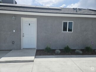 Building Photo - 2319 Wilshire Alley