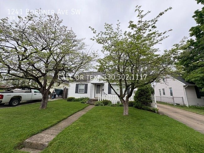 Building Photo - 1241 Bordner Ave SW