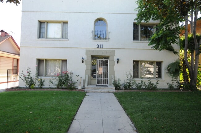 Building Photo - 311 N Howard St