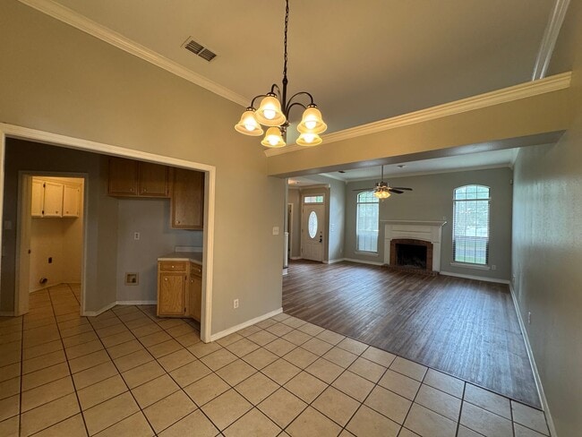 Building Photo - Close to Barksdale Air Force Base...