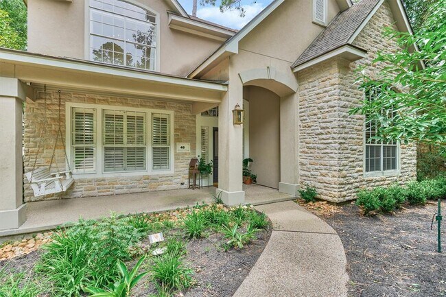 Foto del edificio - 46 Pinepath Pl