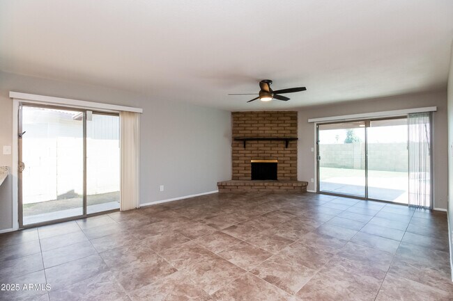 Building Photo - 10213 N 51st Dr