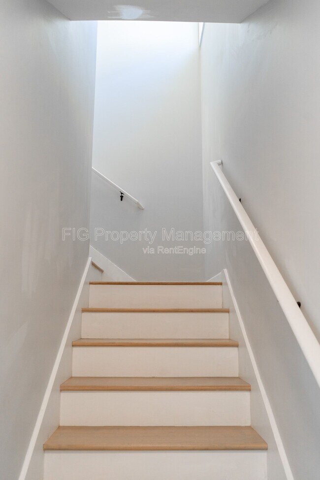 Foto del edificio - 3225 Bikers Path Wy