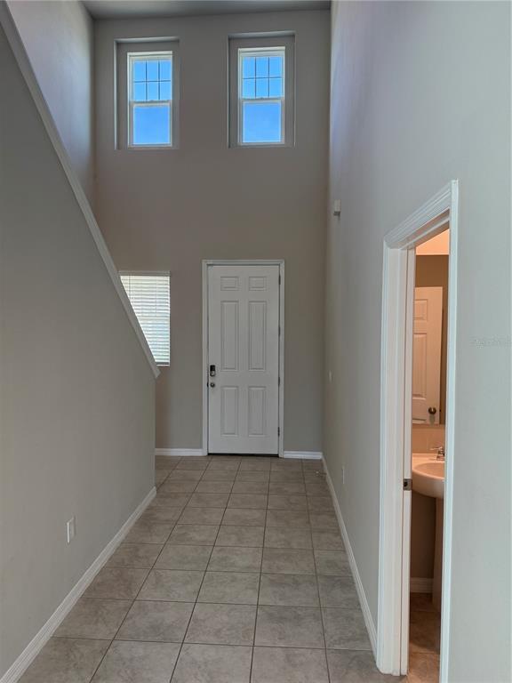 Foto del edificio - 5238 Meredrew Ln