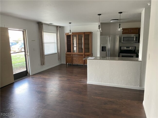Foto del edificio - 1264 SE 8th St
