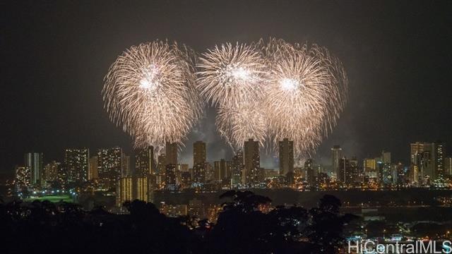 Foto del edificio - 3043 Alencastre Pl