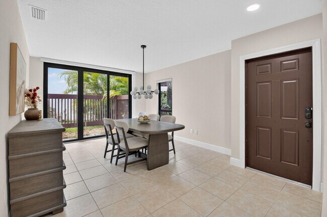 Building Photo - 9292 Sable Ridge Cir