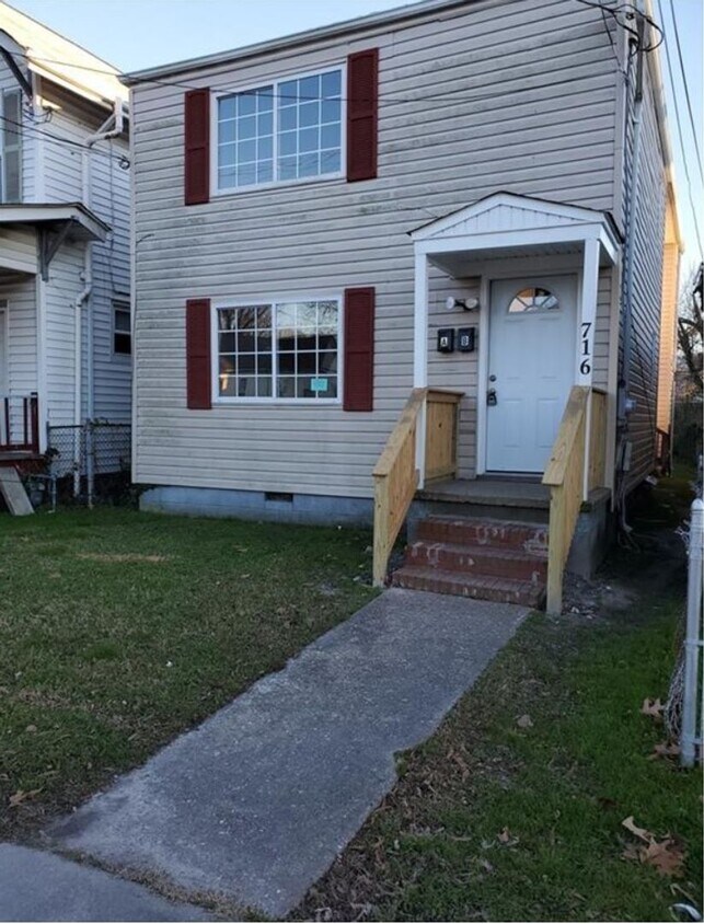 Photo - 716 31st Street