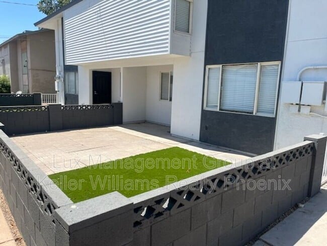 Building Photo - 7919 E Kimsey Ln