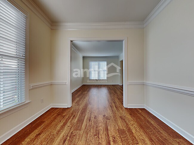 Foto del edificio - 1513 Bowmore Pl