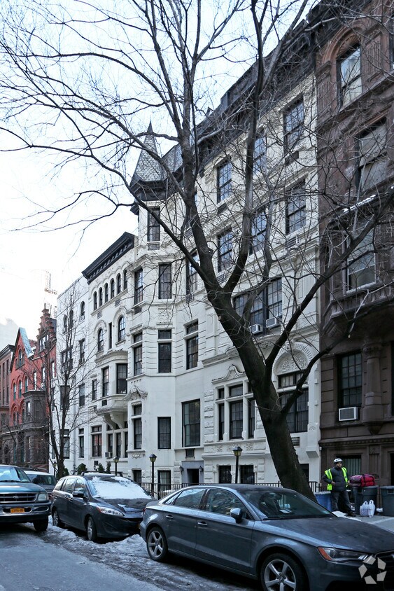 Building Photo - 21 W 82nd St