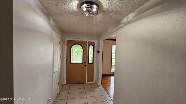Foto del edificio - 1608 Watrous Dr