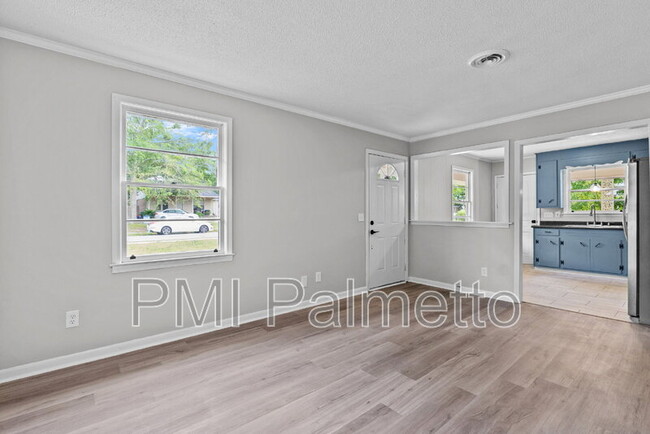 Building Photo - 3521 Baywater Dr