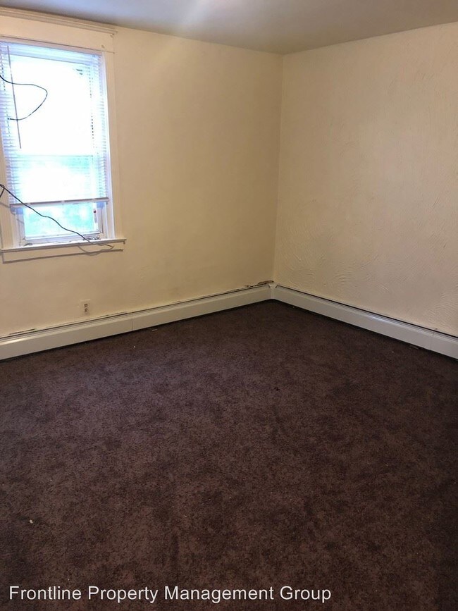 Building Photo - 2 br, 1 bath House - 606 Copley Road