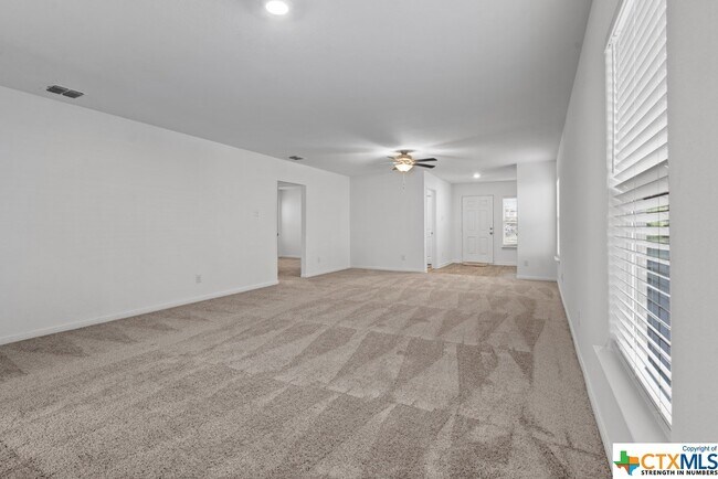 Building Photo - 752 Shoal Crk