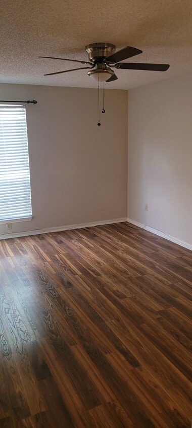 Building Photo - 4817 Normandy Pl