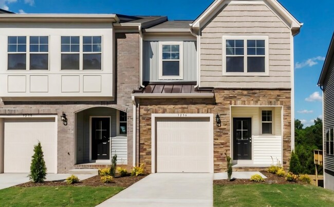Photo - 3256 Tracer Dr (Graham, NC) Townhome