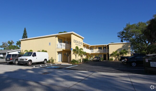 Edison Estates Apartments Fort Myers, FL