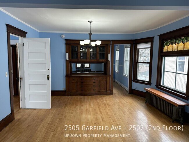 Building Photo - 2505 Garfield Ave