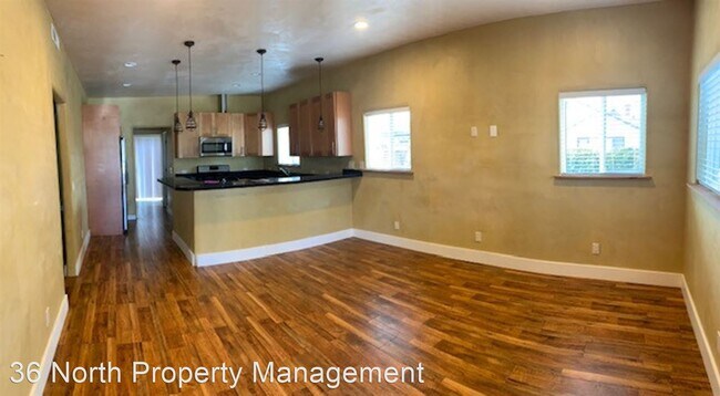 Foto del edificio - 3 br, 2 bath House - 760 Trinity Avenue