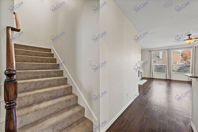 Building Photo - Spacious 4/2.5 Home Near Keller!