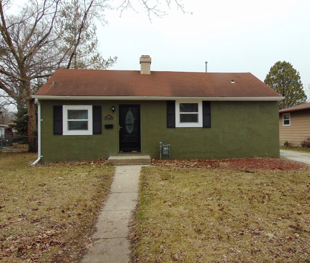 Primary Photo - 1219 Marshall Ave