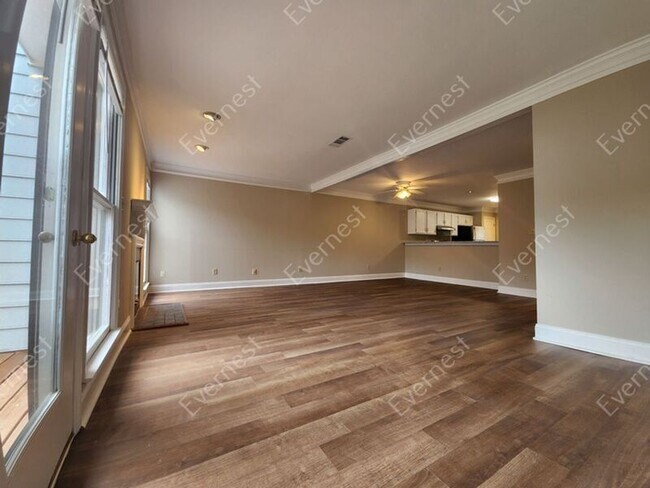 Building Photo - 2696 Arbor Glen Pl