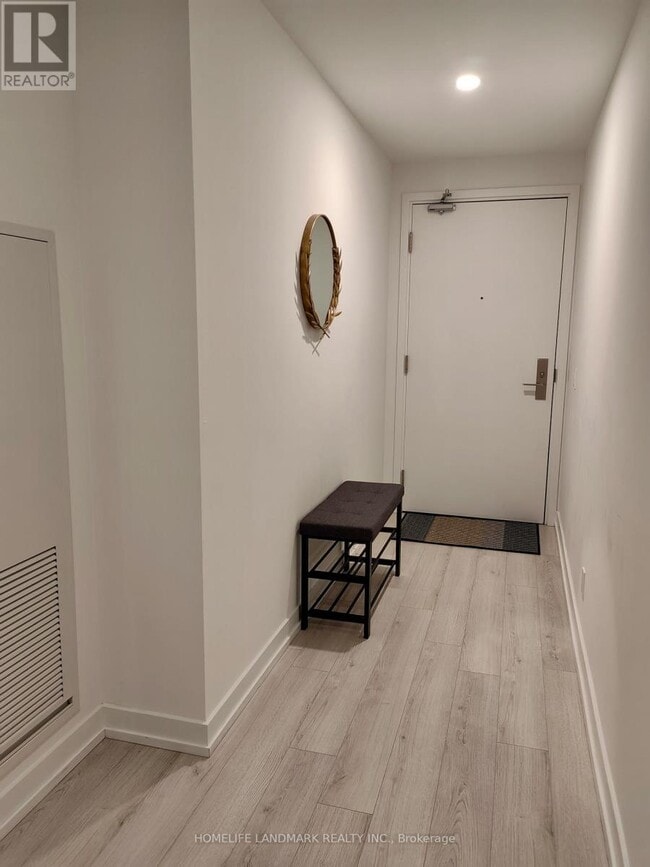 Building Photo - 33 Helendale Ave