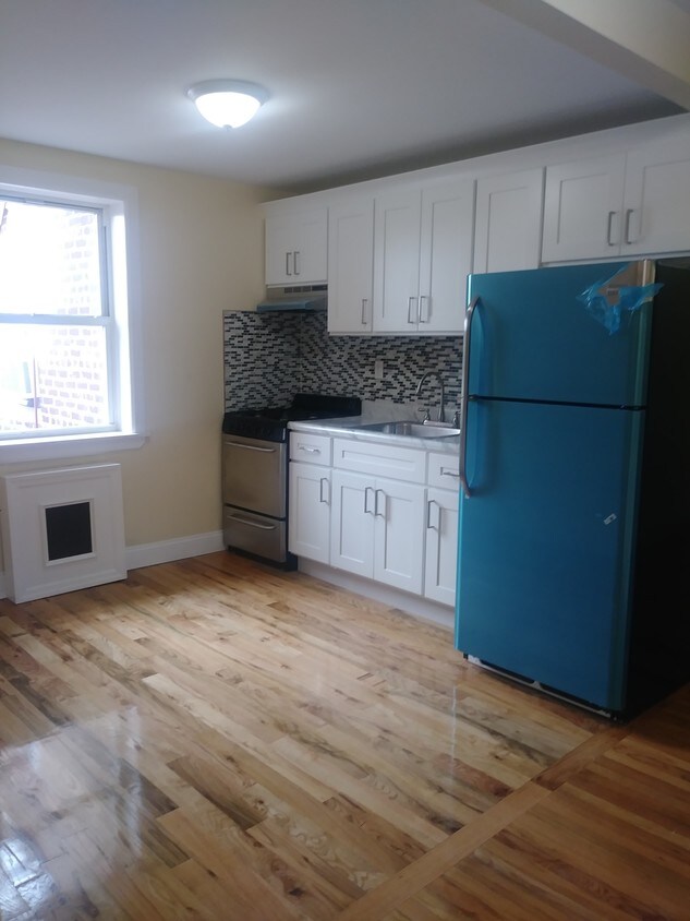 Foto principal - 91-34 195th St