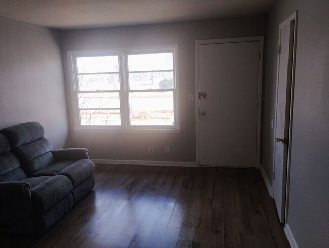 Foto del edificio - South City Hydraulic Units