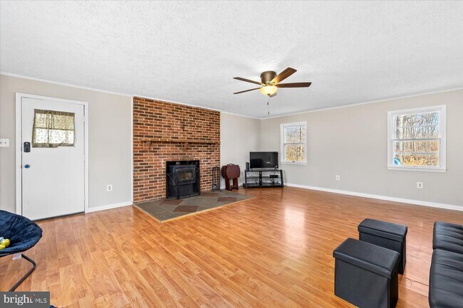 Foto del edificio - 12728 Bristow Rd