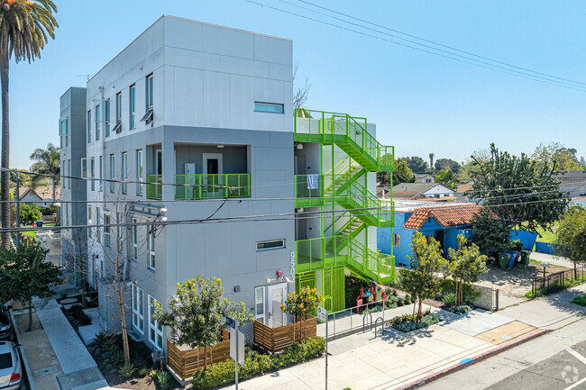 Building Photo - Watts Works
