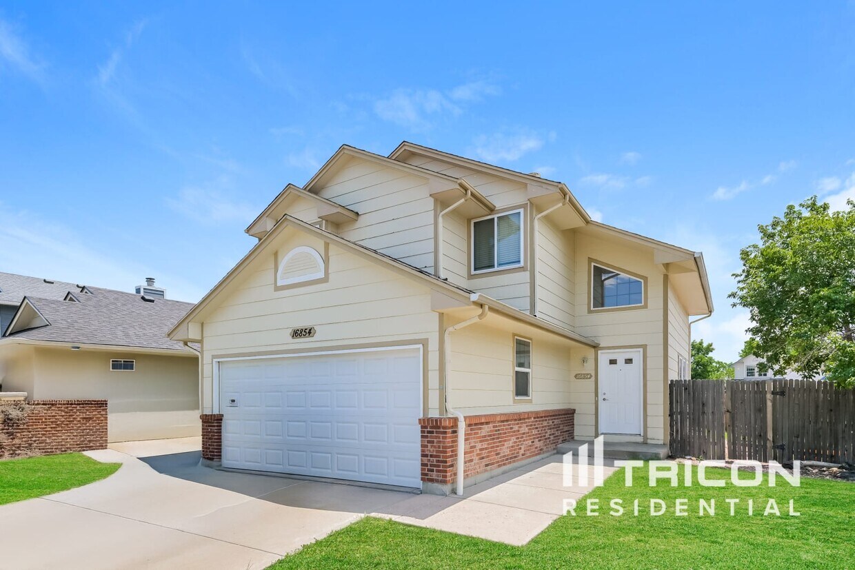Foto principal - 16854 Dandelion Way