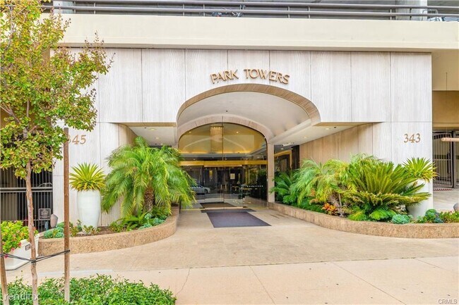 Building Photo - 2 br, 2 bath Condo - 345 Pioneer Dr Unit 501