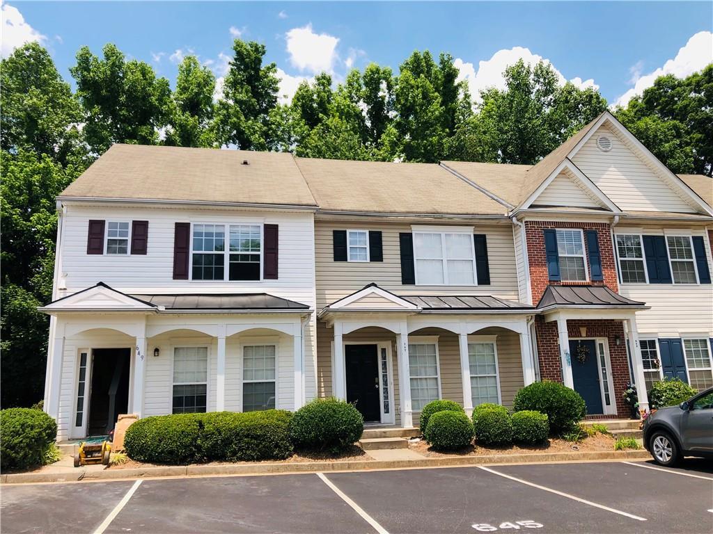 Primary Photo - 649 Kenridge Dr