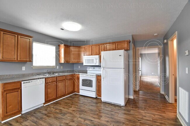 Foto del edificio - 304 Keeneland Dr