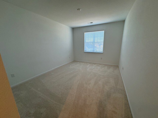 Building Photo - 1720 Vankar Dr