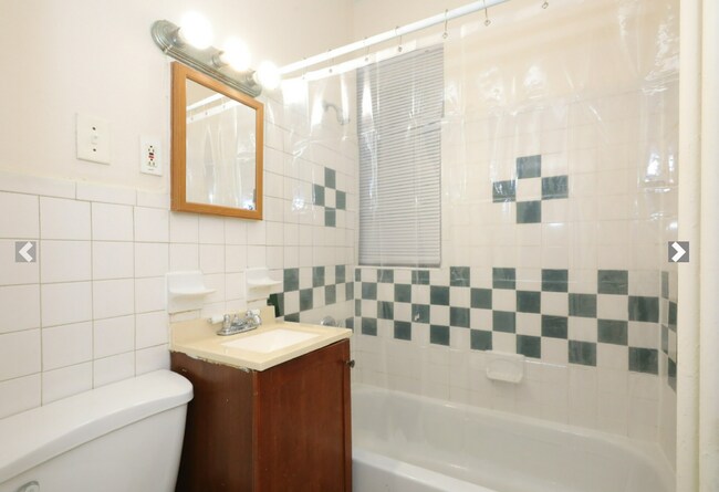 Foto del edificio - 78 Glenville Ave