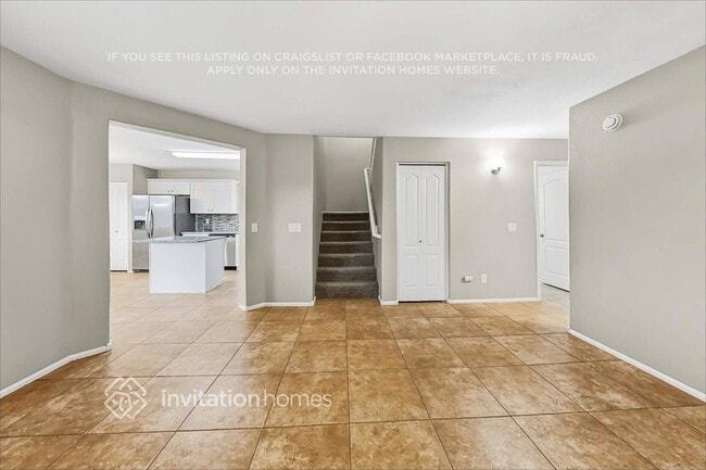 Building Photo - 447 W Corriente Ct