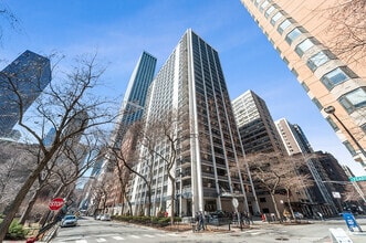 Building Photo - 222 E Pearson St