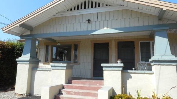 Primary Photo - 2524 De La Vina St