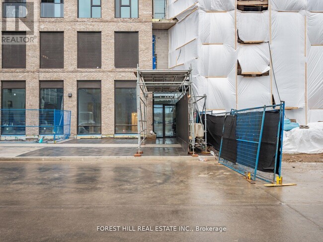 Building Photo - 1-301 Jarvis St