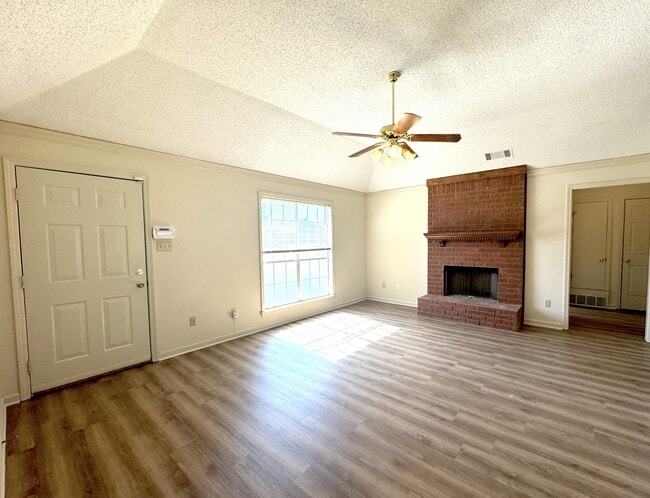 Photo - 7748 Tankerston Dr House