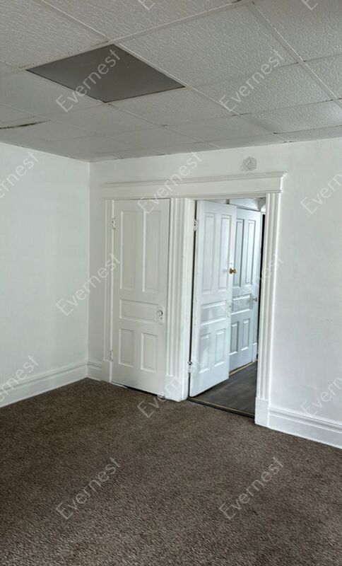 Foto del edificio - 549 Bates St 2nd Floor